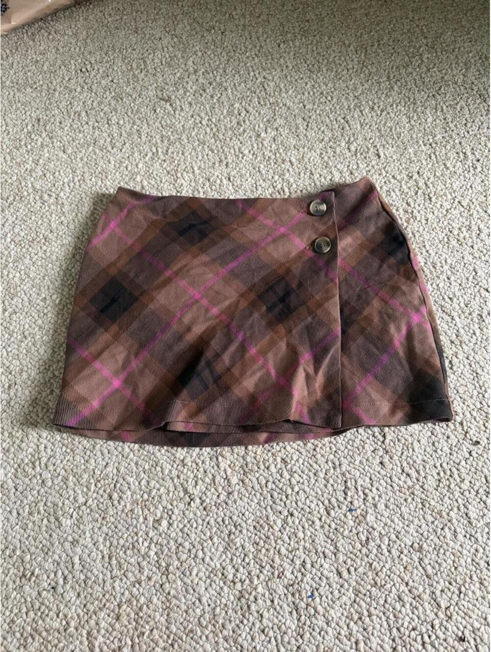 Aeropostale brown and pink plaid mini skirt
